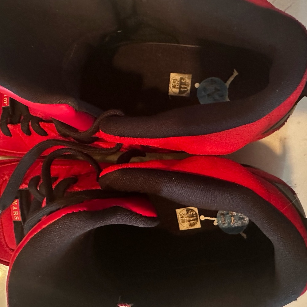 Jordan Son of Mars Low “Gym Red” Size 11.5 - Picture 4 of 5